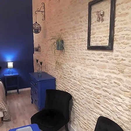 Le Jardin De Camille Alojamento de Acomodação e Pequeno-almoço 3*